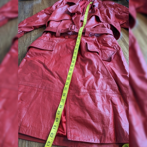 Red Genuine Leather Trenchcoat - Picture 6 of 6